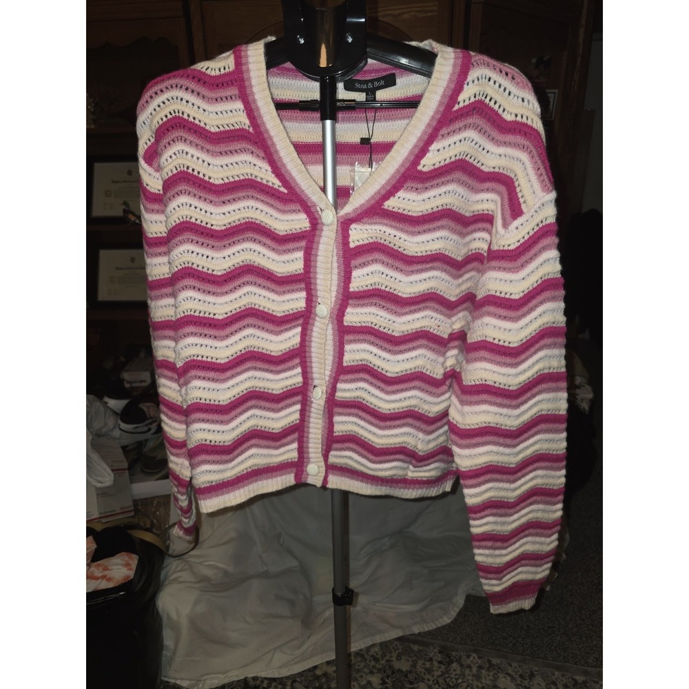Strut‎ & Bolt Chevron Pattern Button Up Sweater. 24" To 26" PTP  Oversized  Size